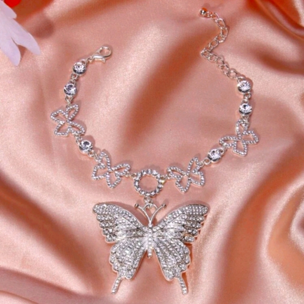 SILVER BUTTERFLY RHINESTONE BRACELET NEW - Picture 3 of 6
